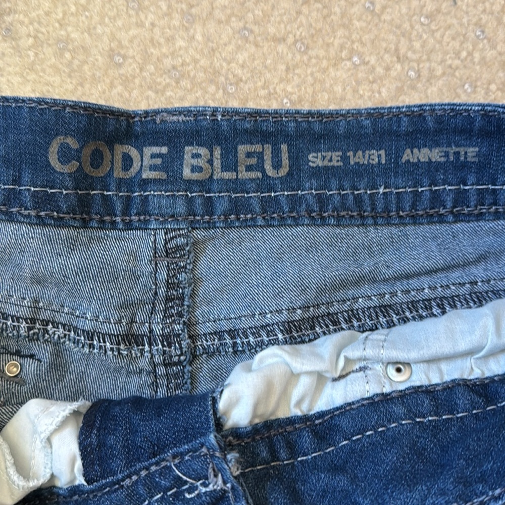 Code Bleu Shorts - Picture 3 of 3
